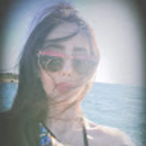 Meet your Posher, Ghazal - Picture 1 of 1